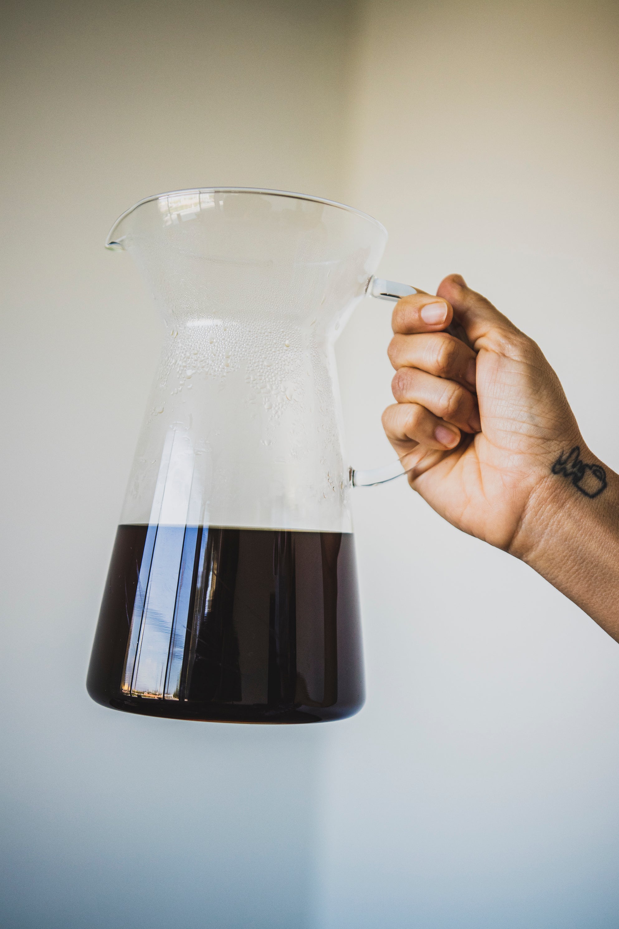 V60 Hot and Iced Glass Coffee Maker
